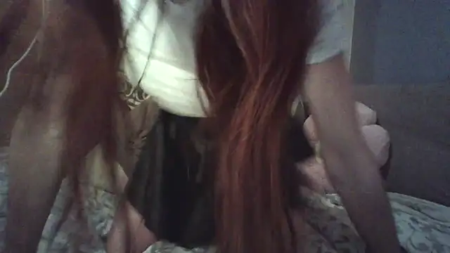 Snapshot of LiliMiel chatting on January 2026 01:59:02 PM LiliMiel online show from January 2026 01:59:02 PM