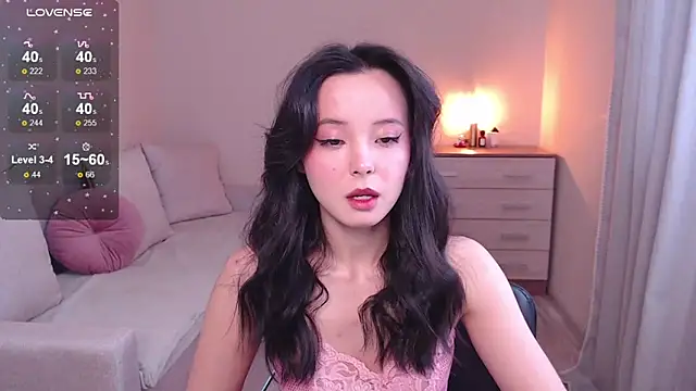 lia hetty online show from February 2025 12:25:02 PM