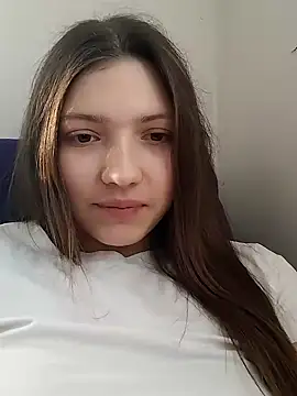 Snapshot of LunaTori456 chatting on January 2026 11:15:02 AM LunaTori456 online show from January 2026 11:15:02 AM