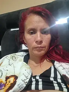 Snapshot of cintia_love chatting on May 2026 01:57:16 AM cintia love online show from May 2026 01:57:16 AM