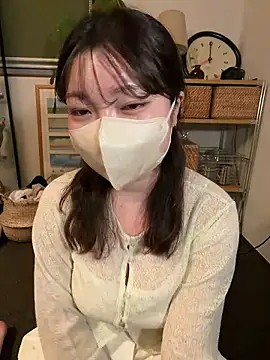   Yui  online show from June 2026 03:45:02 PM