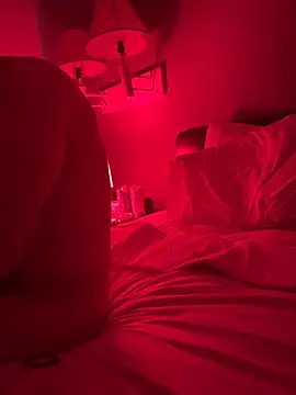 cloudyplay661 online show from February 2026 04:32:01 PM