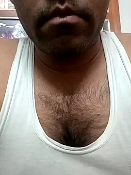 Snapshot of Lucky___05 chatting on July 2026 04:31:01 PM Lucky 05 online show from July 2026 04:31:01 PM
