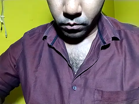 Snapshot of Lucky___05 chatting on July 2026 05:47:01 AM Lucky 05 online show from July 2026 05:47:01 AM