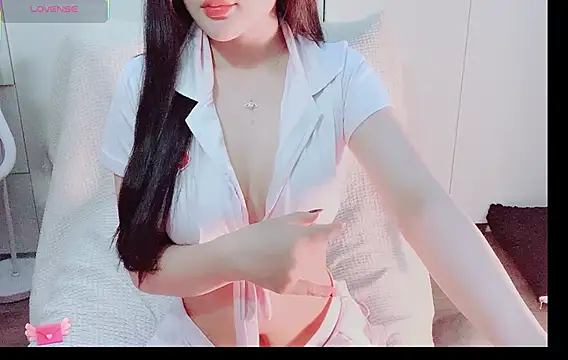 Snapshot of Junnatalie__ chatting on January 2026 07:30:01 PM Junnatalie online show from January 2026 07:30:01 PM