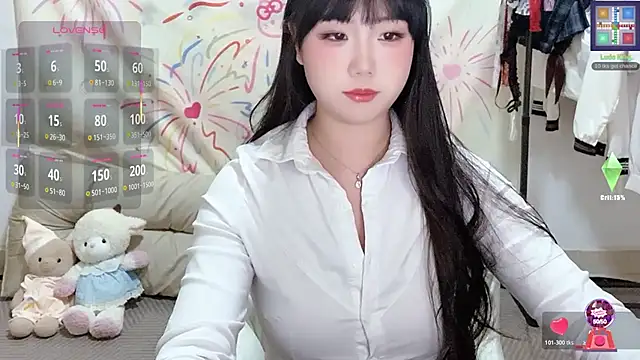 Snapshot of xiaoguai99 chatting on May 2026 01:05:01 PM xiaoguai99 online show from May 2026 01:05:01 PM