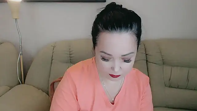 Snapshot of infinity_loveliness chatting on November 2025 06:44:01 AM infinity loveliness online show from November 2025 06:44:01 AM