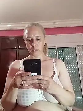 Adinashow12 online show from May 2026 07:29:01 PM