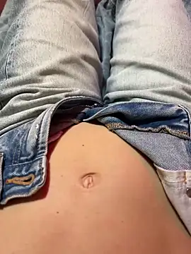 sexnamour online show from April 2026 07:11:01 PM