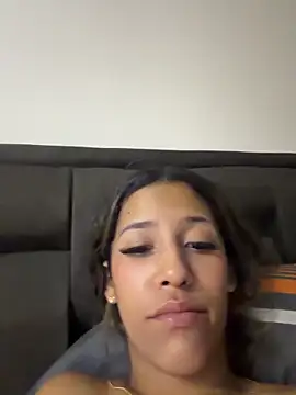Snapshot of vicky_bass_ chatting on May 2026 01:11:02 AM vicky bass online show from May 2026 01:11:02 AM