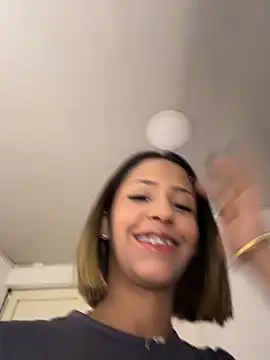 Snapshot of vicky_bass_ chatting on June 2026 01:21:02 AM vicky bass online show from June 2026 01:21:02 AM