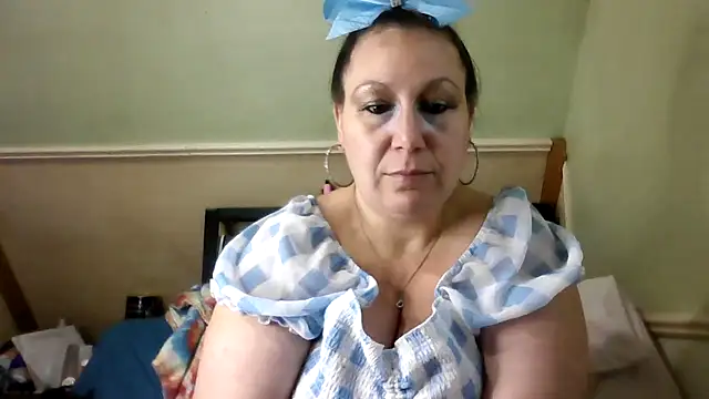 Snapshot of DallaStone chatting on October 2025 02:15:01 PM DallaStone online show from October 2025 02:15:01 PM