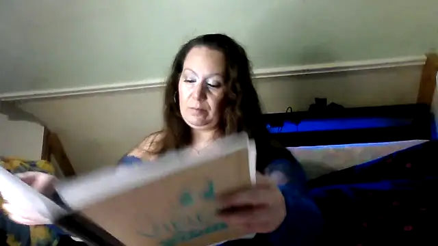 Snapshot of DallaStone chatting on October 2025 12:15:02 PM DallaStone online show from October 2025 12:15:02 PM