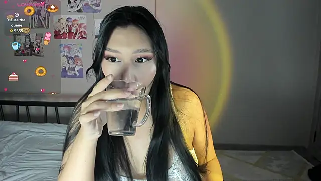 yunami  chan online show from February 2026 01:20:02 PM