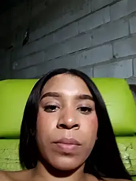 Snapshot of lucy_sluppy_hard chatting on January 2026 06:04:01 AM lucy sluppy hard online show from January 2026 06:04:01 AM