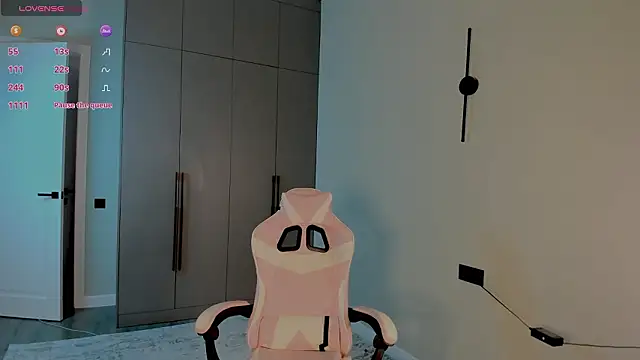 Aiko mainee online show from February 2026 03:16:02 AM