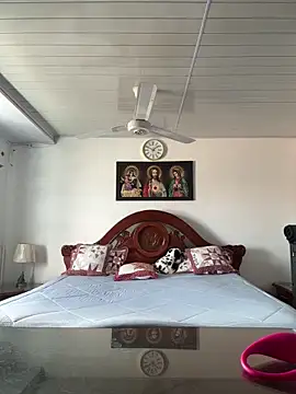 lriana miller online show from March 2026 08:34:01 PM