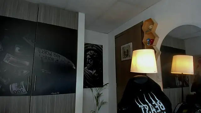 Miller dominant online show from April 2026 02:14:02 PM