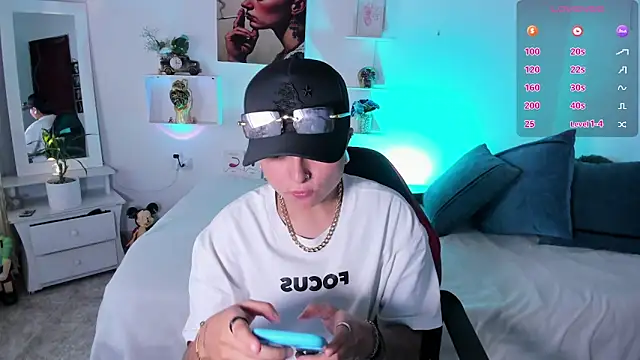 Snapshot of Zury_Ramirez chatting on February 2026 08:15:01 PM Zury Ramirez online show from February 2026 08:15:01 PM