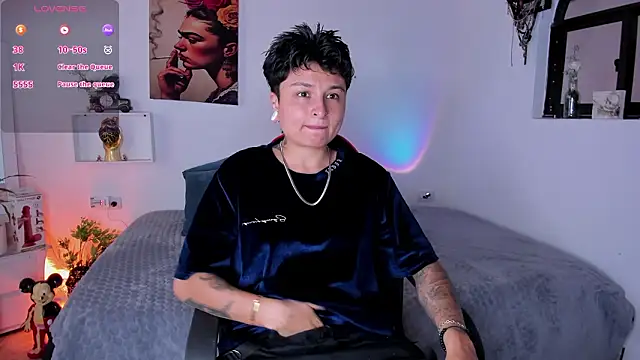 Snapshot of Zury_Ramirez chatting on February 2026 10:07:01 PM Zury Ramirez online show from February 2026 10:07:01 PM