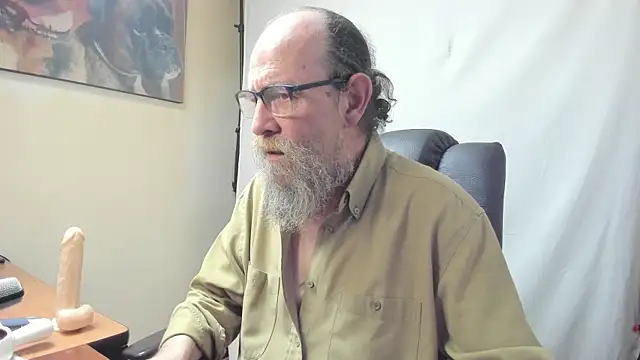 Uncle Hottie online show from February 2026 10:06:02 PM