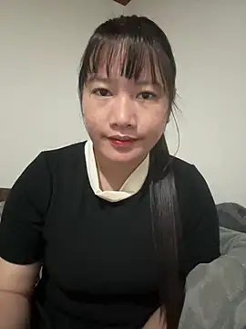 Snapshot of Suni-ii chatting on January 2026 01:10:02 AM Suni-ii online show from January 2026 01:10:02 AM