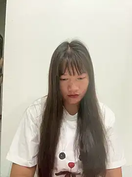 Suni-ii online show from April 2026 10:32:02 PM