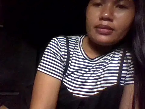 Snapshot of sweetprinces08 chatting on February 2026 07:15:01 AM sweetprinces08 online show from February 2026 07:15:01 AM