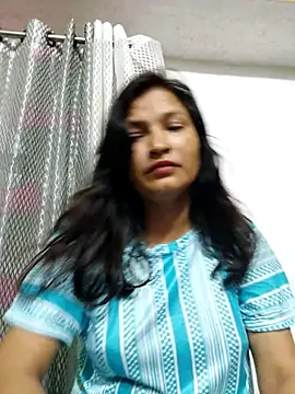 Snapshot of Priyaa_1433 chatting on June 2026 03:00:01 AM Priyaa 1433 online show from June 2026 03:00:01 AM