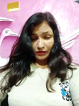 Snapshot of Priyaa_1433 chatting on July 2026 06:03:01 PM Priyaa 1433 online show from July 2026 06:03:01 PM