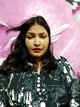 Snapshot of Priyaa_1433 chatting on July 2026 05:20:01 PM Priyaa 1433 online show from July 2026 05:20:01 PM
