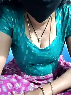 lusy79 online show from February 2026 11:07:01 AM