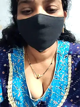 lusy79 online show from February 2026 07:53:02 PM