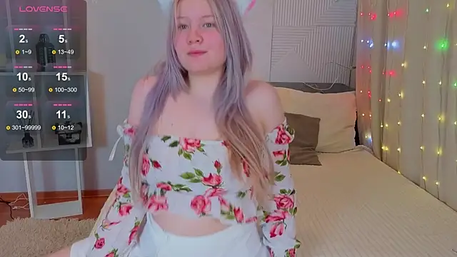 Snapshot of PinkyYoungPie chatting on January 2026 04:51:01 AM PinkyYoungPie online show from January 2026 04:51:01 AM