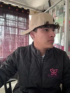 MaxStar26 online show from April 2026 01:38:01 PM