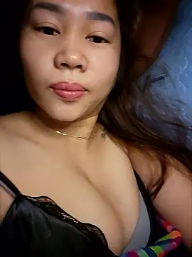 Snapshot of Comebaby-077 chatting on January 2026 08:33:01 PM Comebaby-077 online show from January 2026 08:33:01 PM