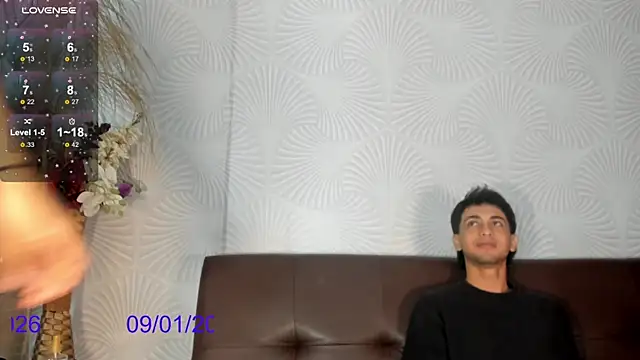 Snapshot of DUO_OF_DESIRE chatting on January 2026 02:20:01 PM DUO OF DESIRE online show from January 2026 02:20:01 PM