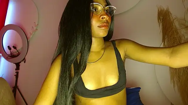 Leslie21  online show from March 2026 01:06:02 PM