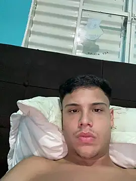 Wellington00  online show from February 2026 01:21:01 AM