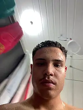 Wellington00  online show from March 2026 08:49:03 PM