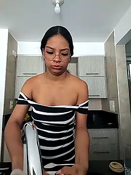 KATALINA SANTANA  online show from March 2026 08:36:02 PM