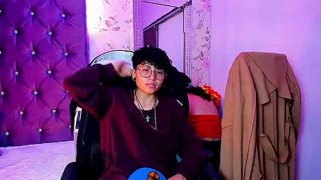 velvet mystic online show from June 2026 04:15:01 AM