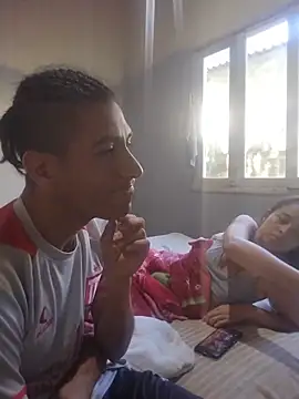 Rodrigohernan19 online show from April 2026 03:29:01 PM