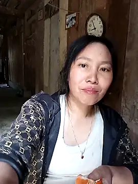 vesla-2k online show from March 2026 02:04:01 AM