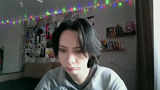 Snapshot of LxayBloom chatting on January 2026 06:06:02 AM LxayBloom online show from January 2026 06:06:02 AM