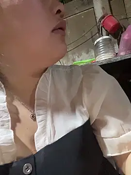 comteze12 online show from February 2026 03:38:02 AM