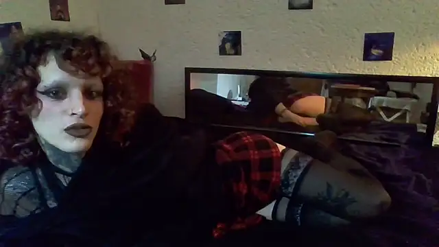 gracelustxx online show from February 2026 04:36:02 PM