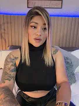 Snapshot of IndieMiller chatting on March 2026 11:27:02 AM IndieMiller online show from March 2026 11:27:02 AM