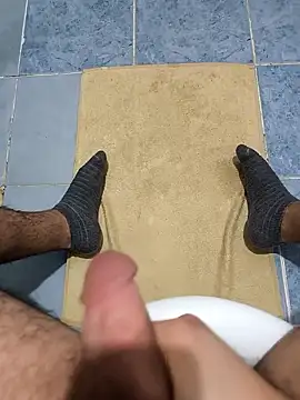 lyonnqw online show from January 2026 05:51:02 PM