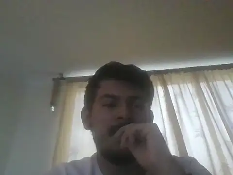 Mateotubbe online show from May 2026 09:33:02 PM